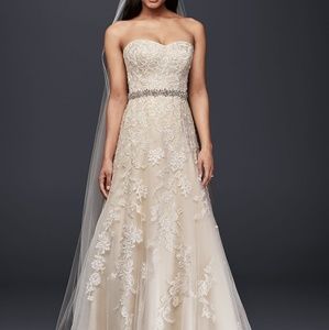 Wedding Dress (V3587)